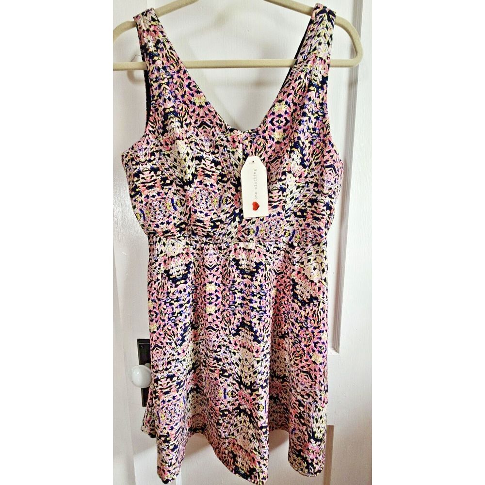 NWT One Clothing Kaleidoscope Print Zip Back V neck and back Sun dress Sz L